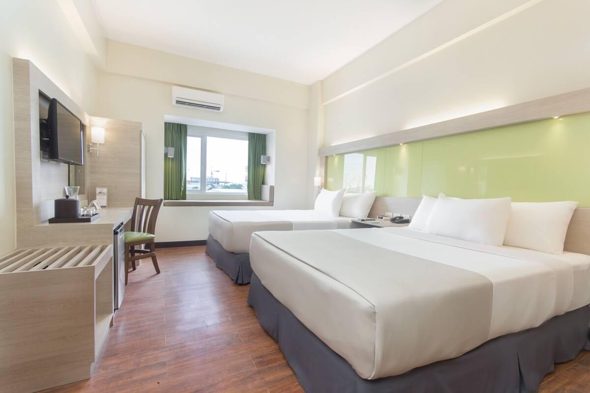 Microtel Inn & Suites By Wyndham San Fernando San Fernando  Ngoại thất bức ảnh